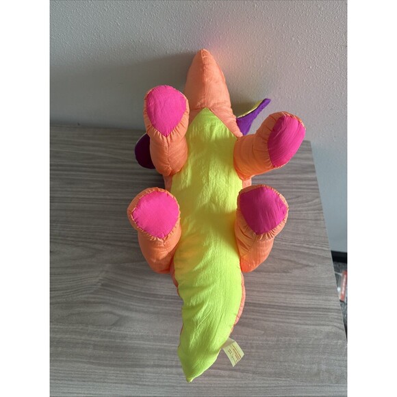 Trendmasters Triceratops Dinosaur Nylon Plush Vintage 1992 Stuffed Animal Toy - Picture 9 of 9